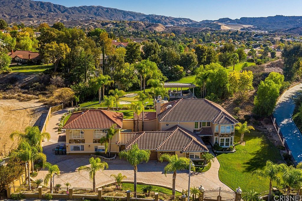 22140 Rolling Ridge Dr, Saugus, CA 91350 Zillow