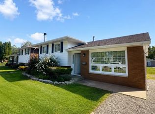 1860 Service Rd, Kingsville, ON N0P2G0