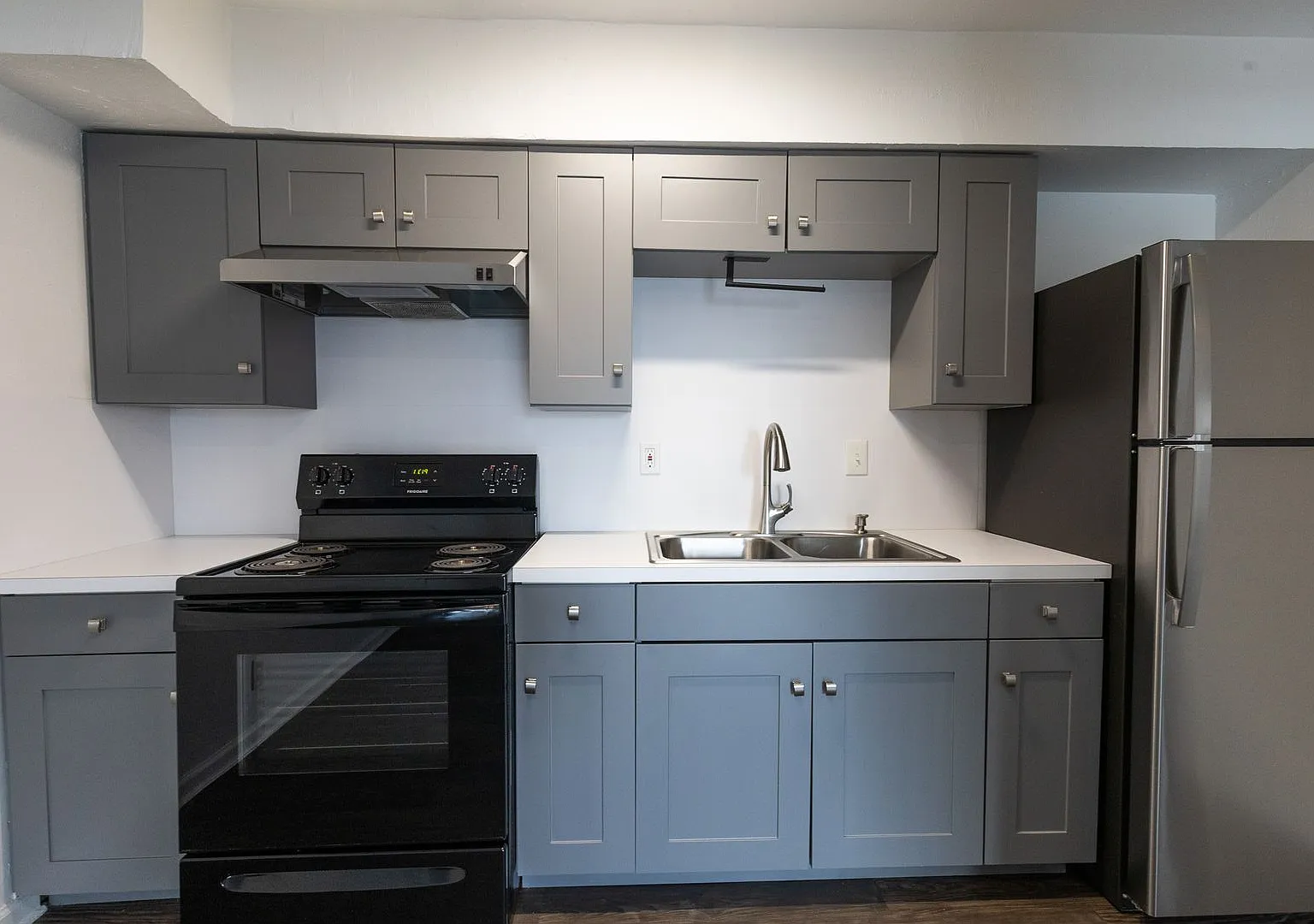 BWT - Brentwood Townhomes — Photo 2
