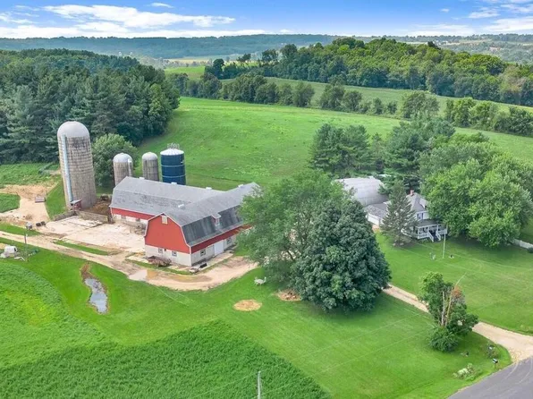 W2013 Adams ROAD, Neosho, WI 53059