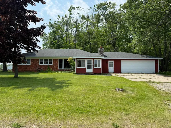 5913 N M 33 Hwy, Cheboygan, MI 49721