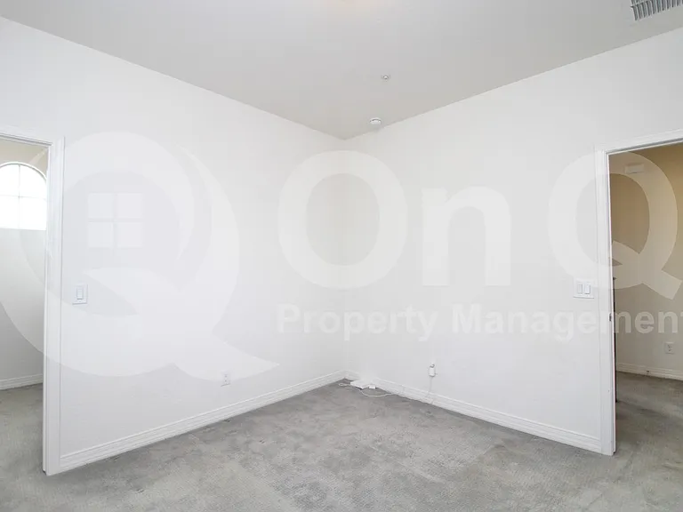 5149 S Moccasin Trl — Photo 12