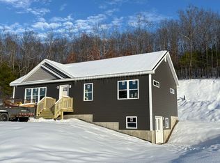 18 Hillside Drive, Raymond, ME 04071