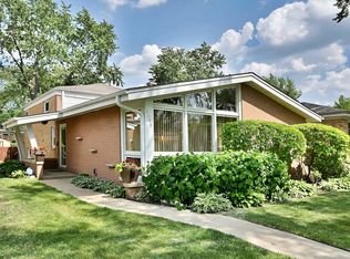 9353 Ewing Ave, Evanston, IL 60203