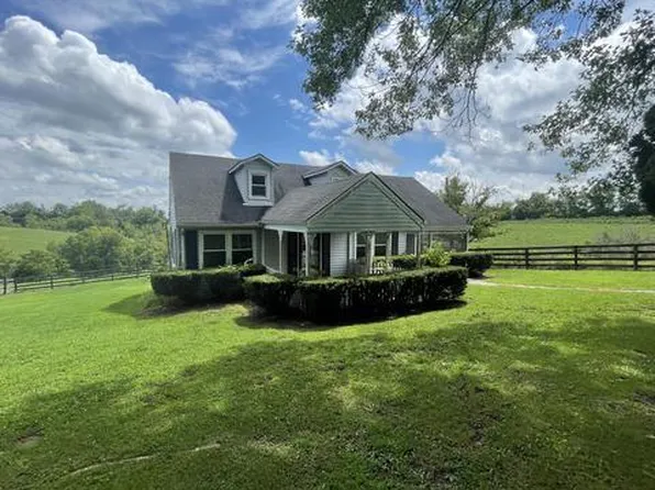 205 Providence Ln, Winchester, KY 40391