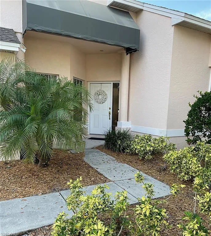 3 bed, 2.0 bath, 1580 sqft, $2,950 — Photo 2