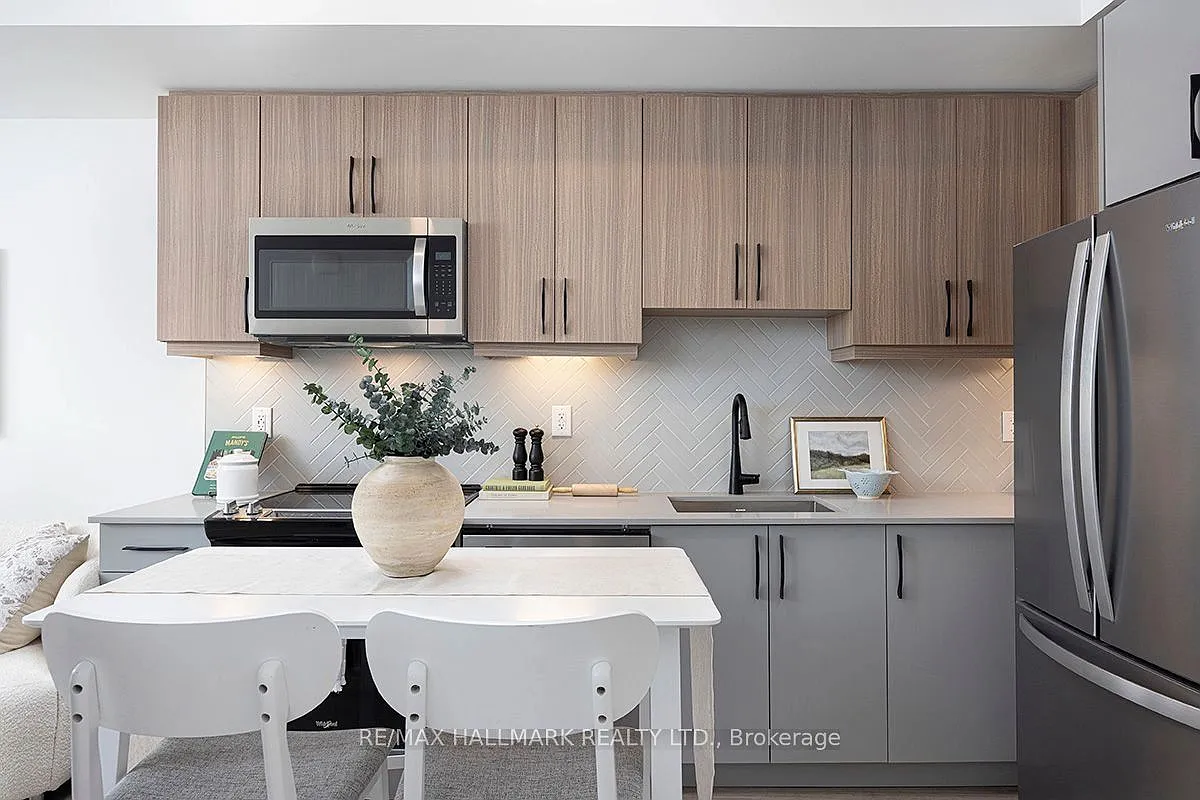 2 bed, $3,010 — Photo 4