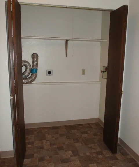 1031 Charlo St #B — Photo 7