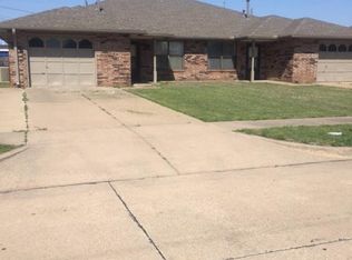2904 Broughton Rd, Ponca City, OK 74601