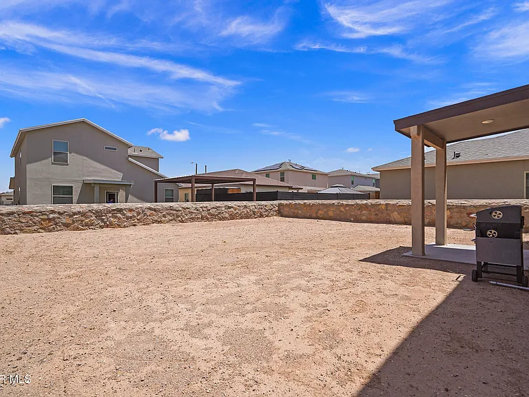 12245 Desert Pine Ave — Photo 31