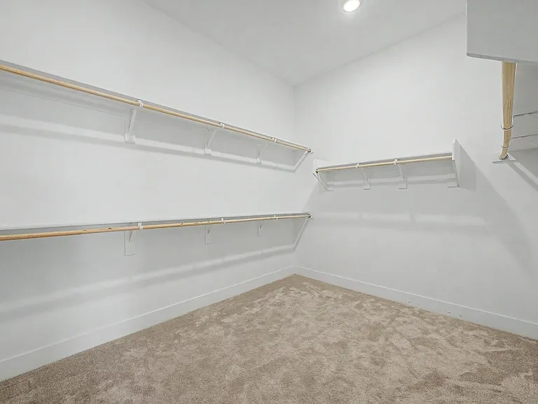 13103 N 174th Dr — Photo 34