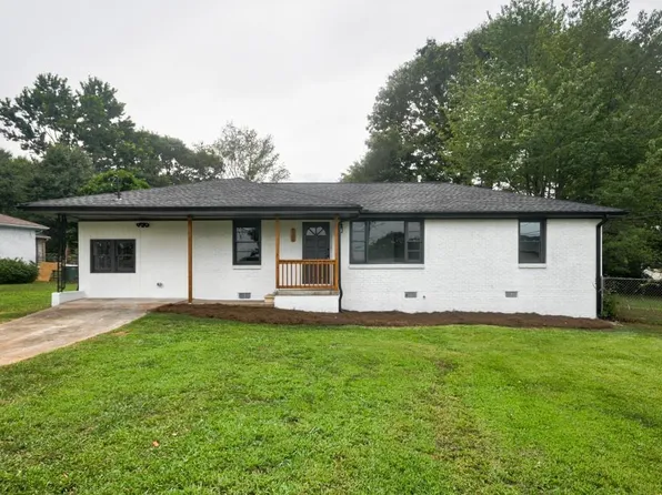 5188 Jones Cir, College Park, GA 30349