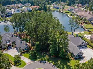 8 Grassy Cove Ct, Bluffton, SC 29910