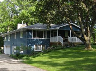 3205 Fairchild Ave, Wayzata, MN 55391