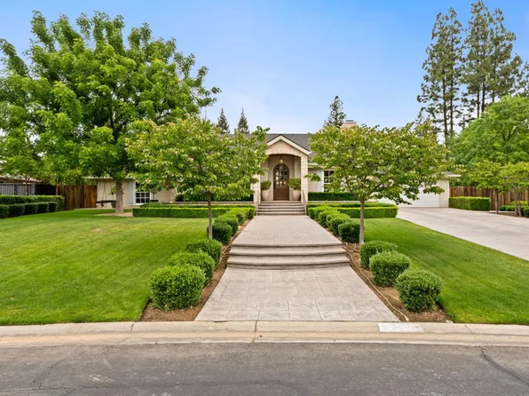 7550 N Spy Glass Ave, Fresno, CA 93711