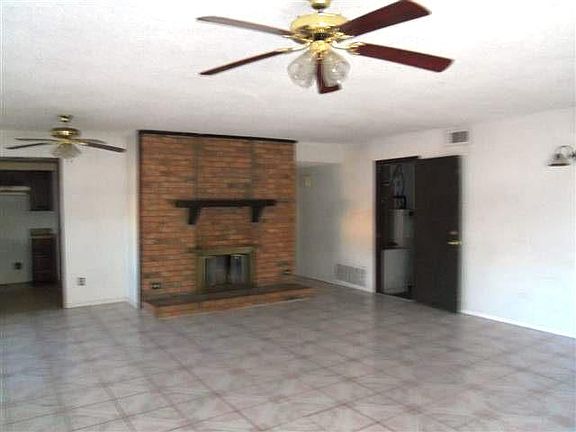2nd image of 8017 Trimble Dr