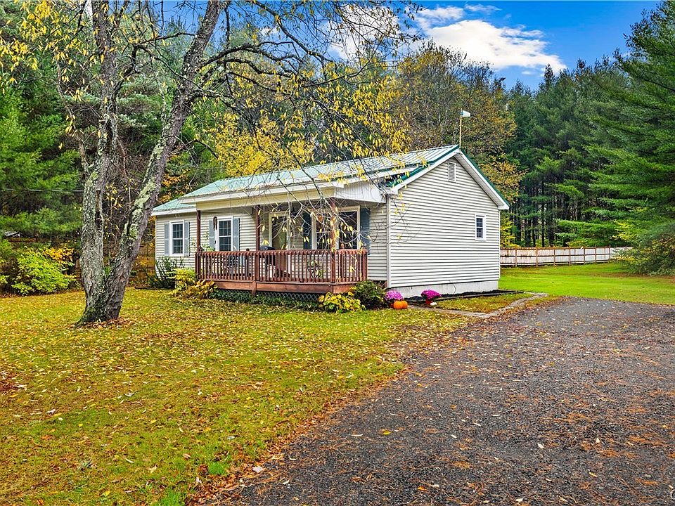 1st image of 10642 Dustin Rd