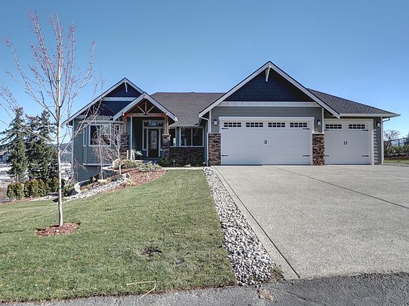 3rd image of 4929 131st Avenue Ct E