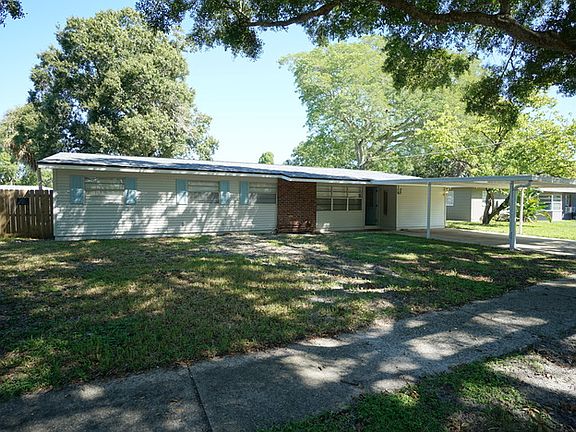 2nd image of 4727 W Iowa Ave