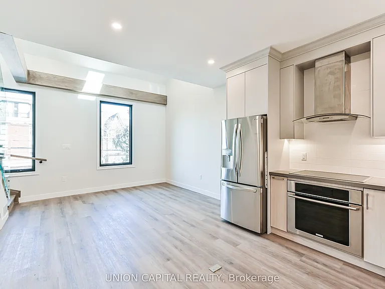 180 Broadview Ave #2 — Photo 6