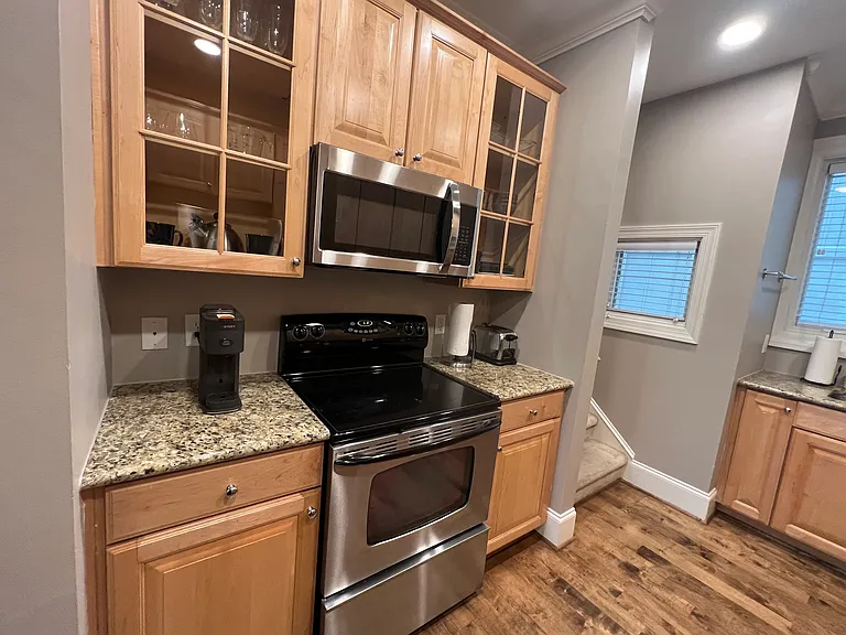 400 W Rosemary St #106 — Photo 6