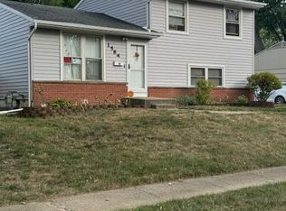 1584 Grattan Rd, Columbus, OH 43227