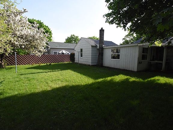 5th image of 108 Renwick Ln