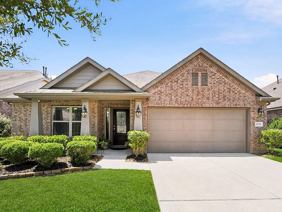 1st image of 15715 Windsor Bluff Dr