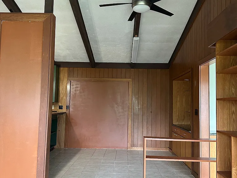 655A Hinano St #1 — Photo 8