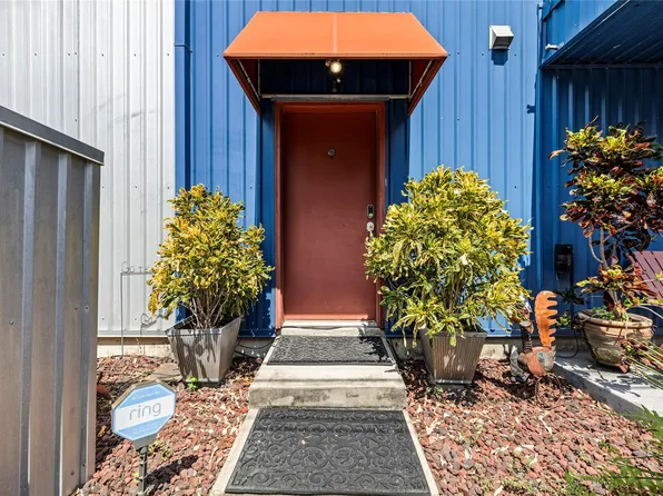 840 Robin St, Houston, TX 77019