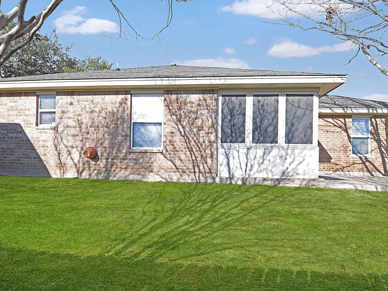 7207 Freedom Dr — Photo 21