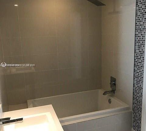 3rd image of 55 SW 9th St #2510