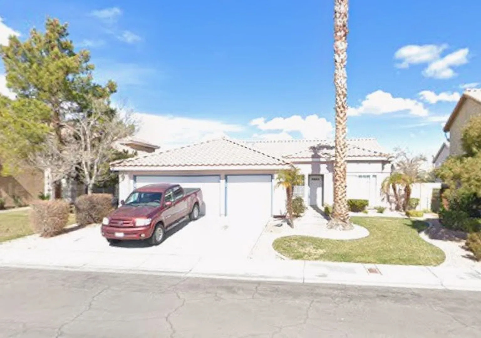 Beautiful Single Story In Henderson — Photo 1