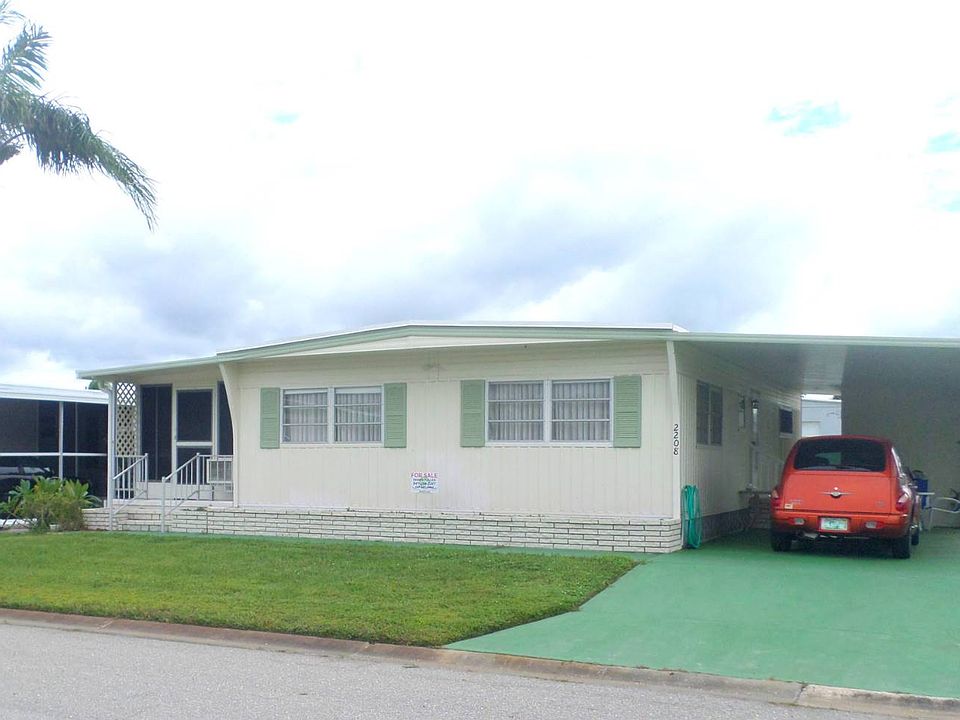 1st image of 2208 Fremont Dr