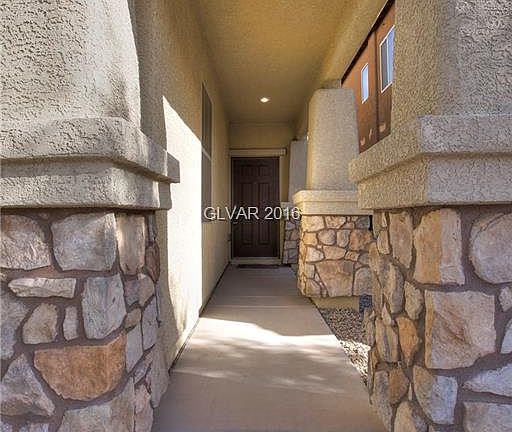 4th image of 940 Wagner Valley St #0