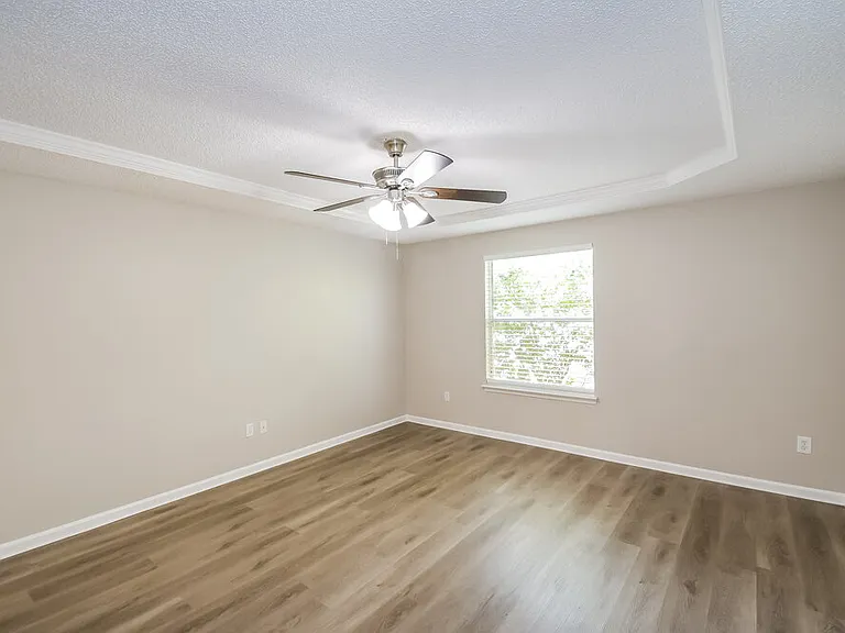 3445 Shelley Dr — Photo 10