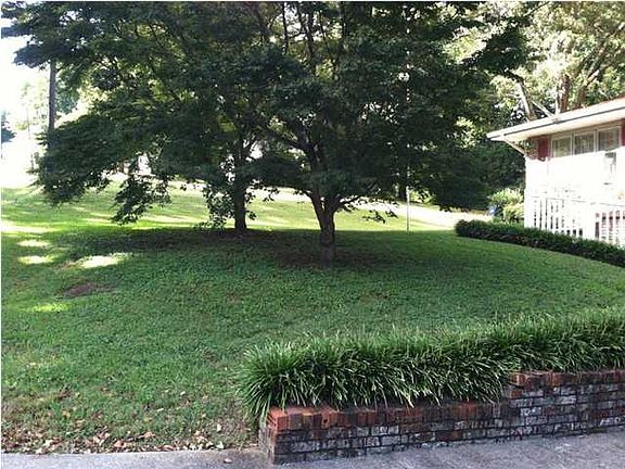 2nd image of 6605 Ballard Dr