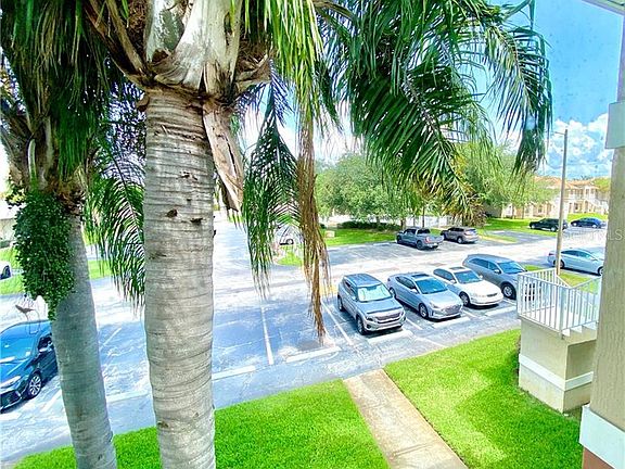 2nd image of 13336 Fairway Glen Dr APT 202