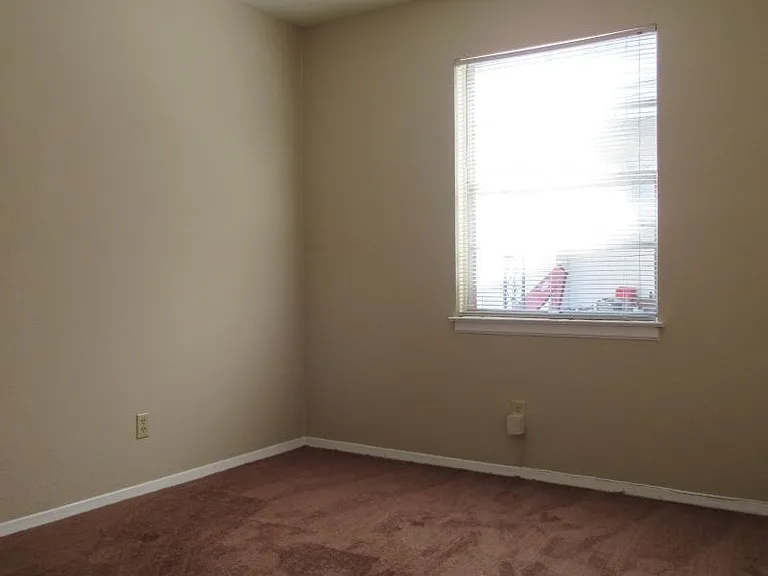 3599 Suzanne Dr — Photo 3