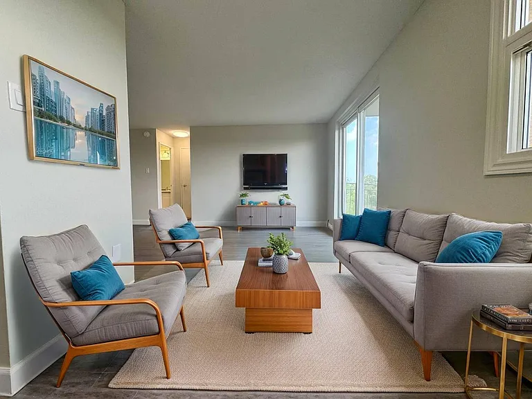 200 London Rd #705 — Photo 13