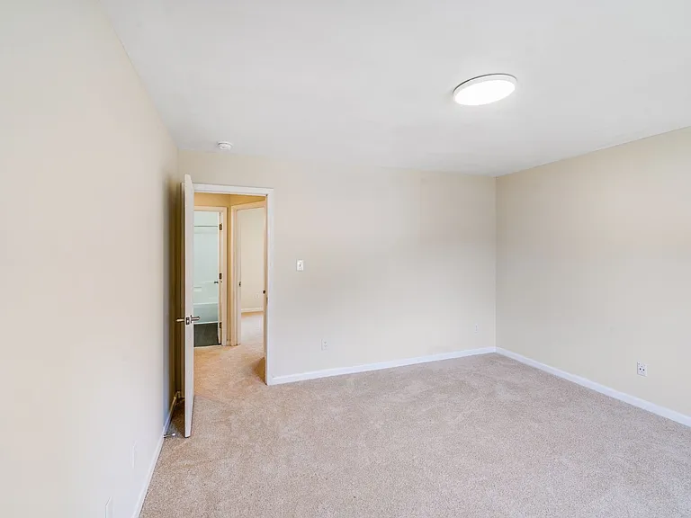 3425 Anson St #B — Photo 11