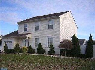 702 Seymour Rd, Bear, DE 19701