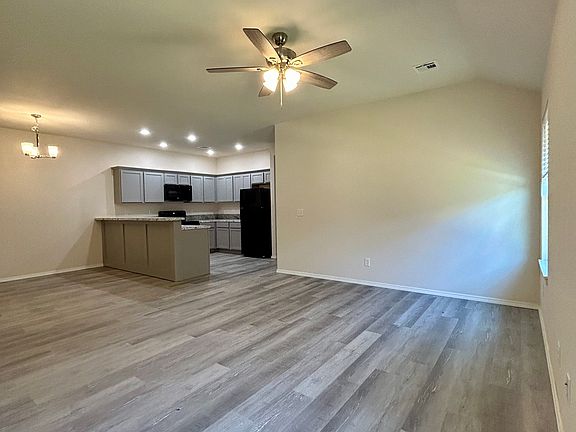 2nd image of 1802 W 23rd Ave