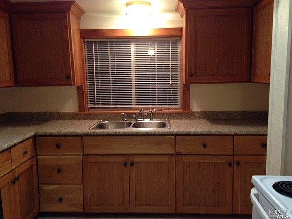 4th image of 1896 S Terrace Dr