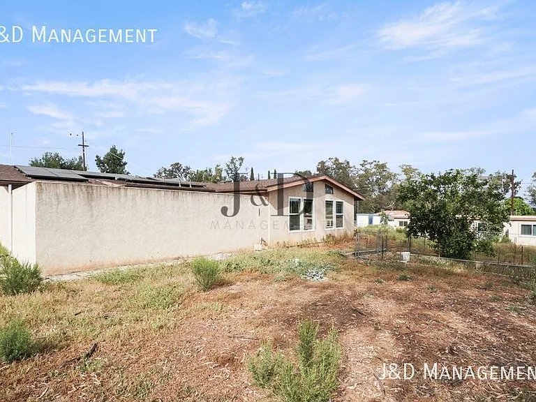 151 Bonita Pl — Photo 22