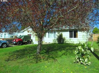 1055 Hickory St NE, Salem, OR 97301