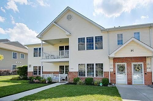 2nd image of 34 Pristine Pl #34