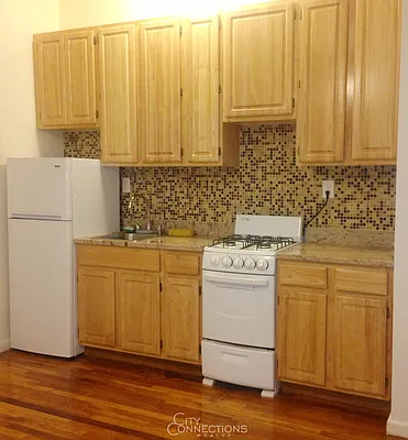 Rented by City Connections Realty | media 14