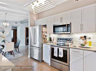 2425 Marathon Ln, Fort Lauderdale, FL 33312