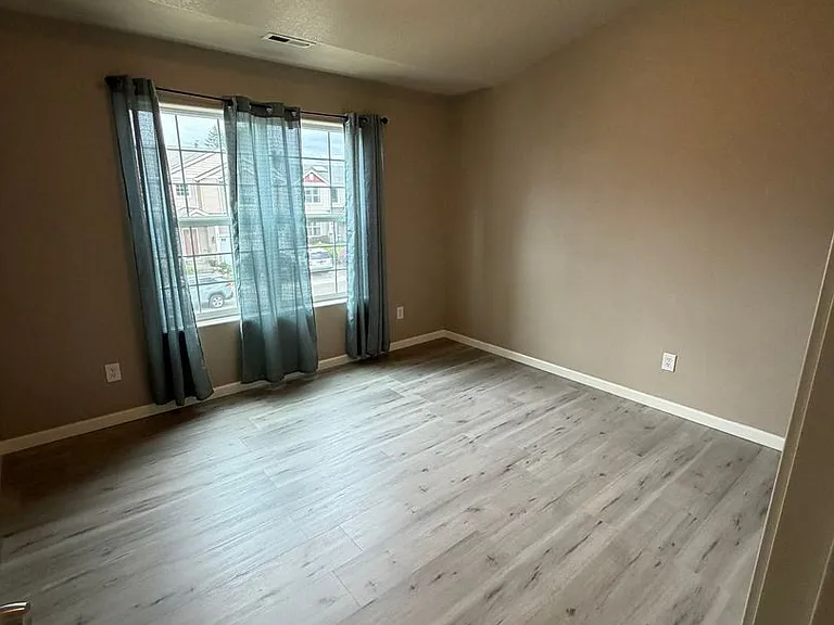 6108 NE 84th Ave — Photo 30